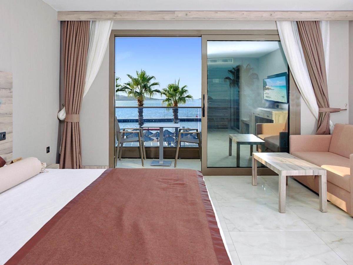 Delta Hotels By Marriott Bodrum Yalikavak Exterior photo